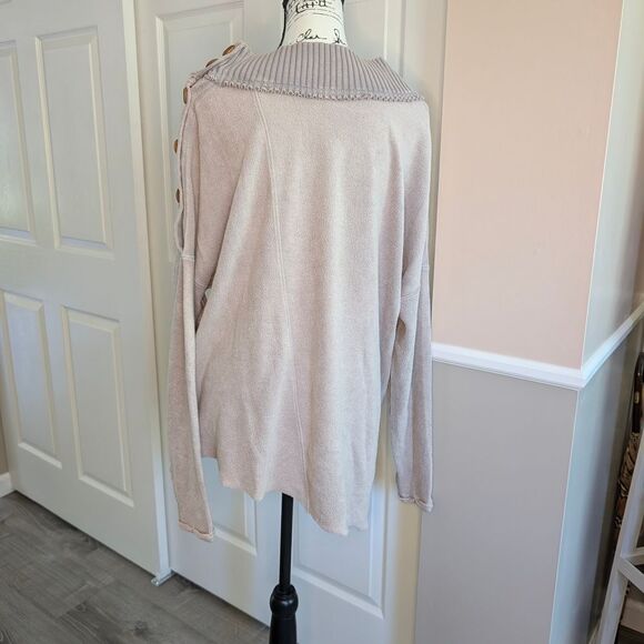 Free People Sweatshirt - Picture 7 of 9